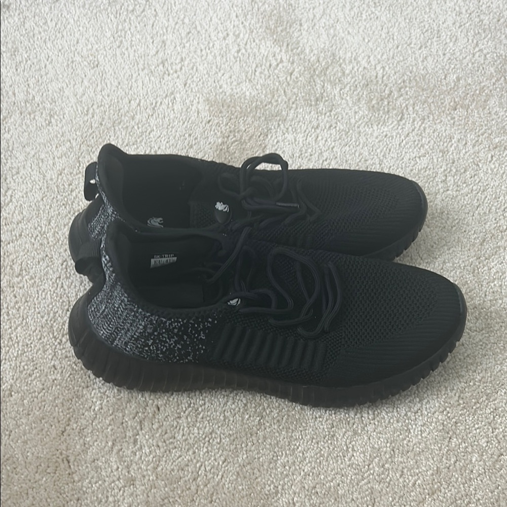 Sk Trip Black Sneakers